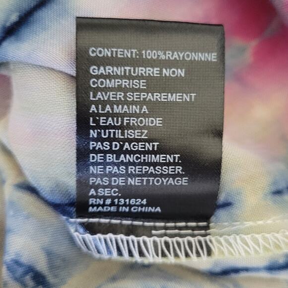Calesas Embroidered Tie Dye V-neck Tunic Size Small Pink Blue Floral - Picture 9 of 9